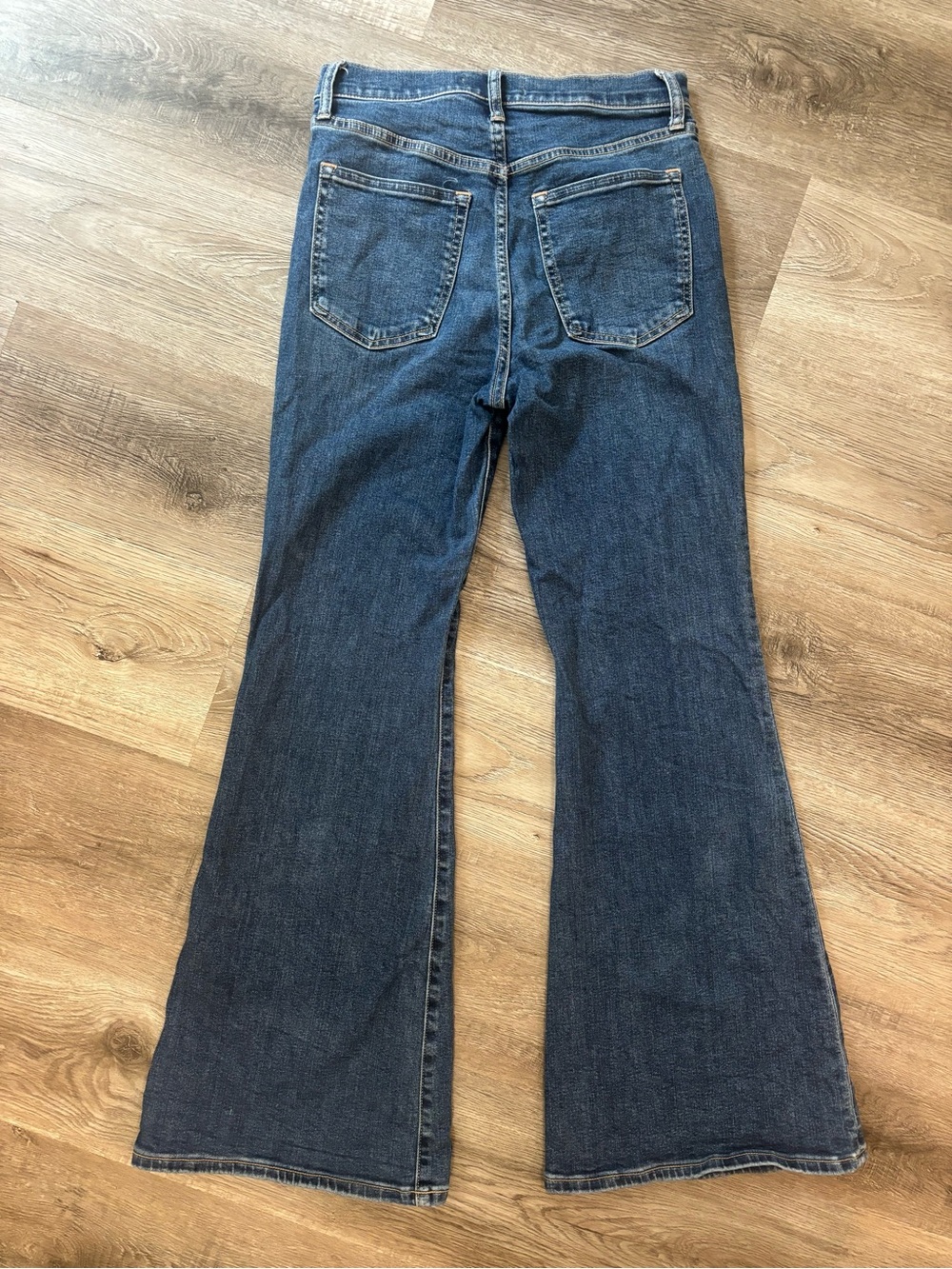 Abercrombie & Fitch The Flare Ultra High Rise size 28 S - size 6 S Abercrombie